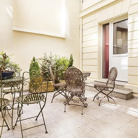 Maison Deschanel Paris Residence With Eiffel Tower View