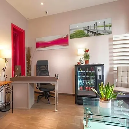 Hotel Montsouris Orléans Parigi