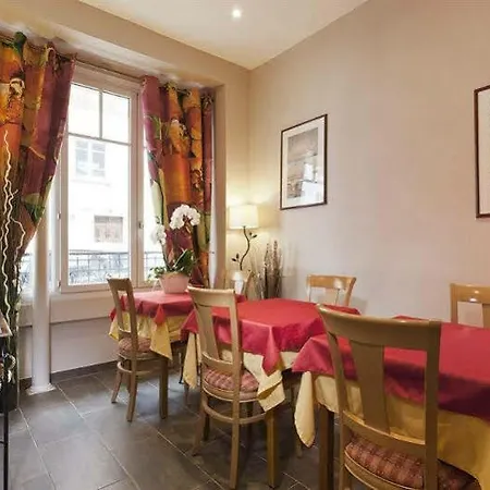 Montsouris Orléans Hotel *