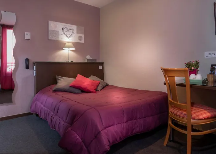 Montsouris Orleans Hotel *