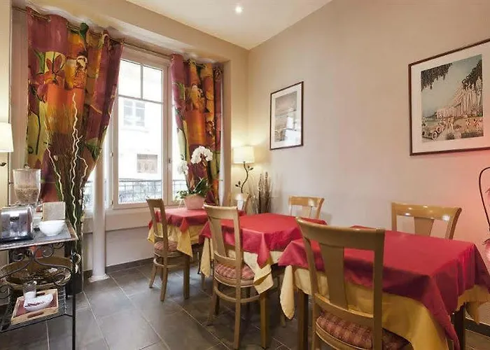 Montsouris Orleans Hotel *