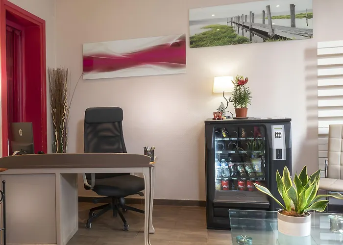 Montsouris Orleans Hotell *