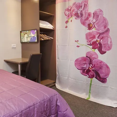 مونتسوريه أورليانز * باريس